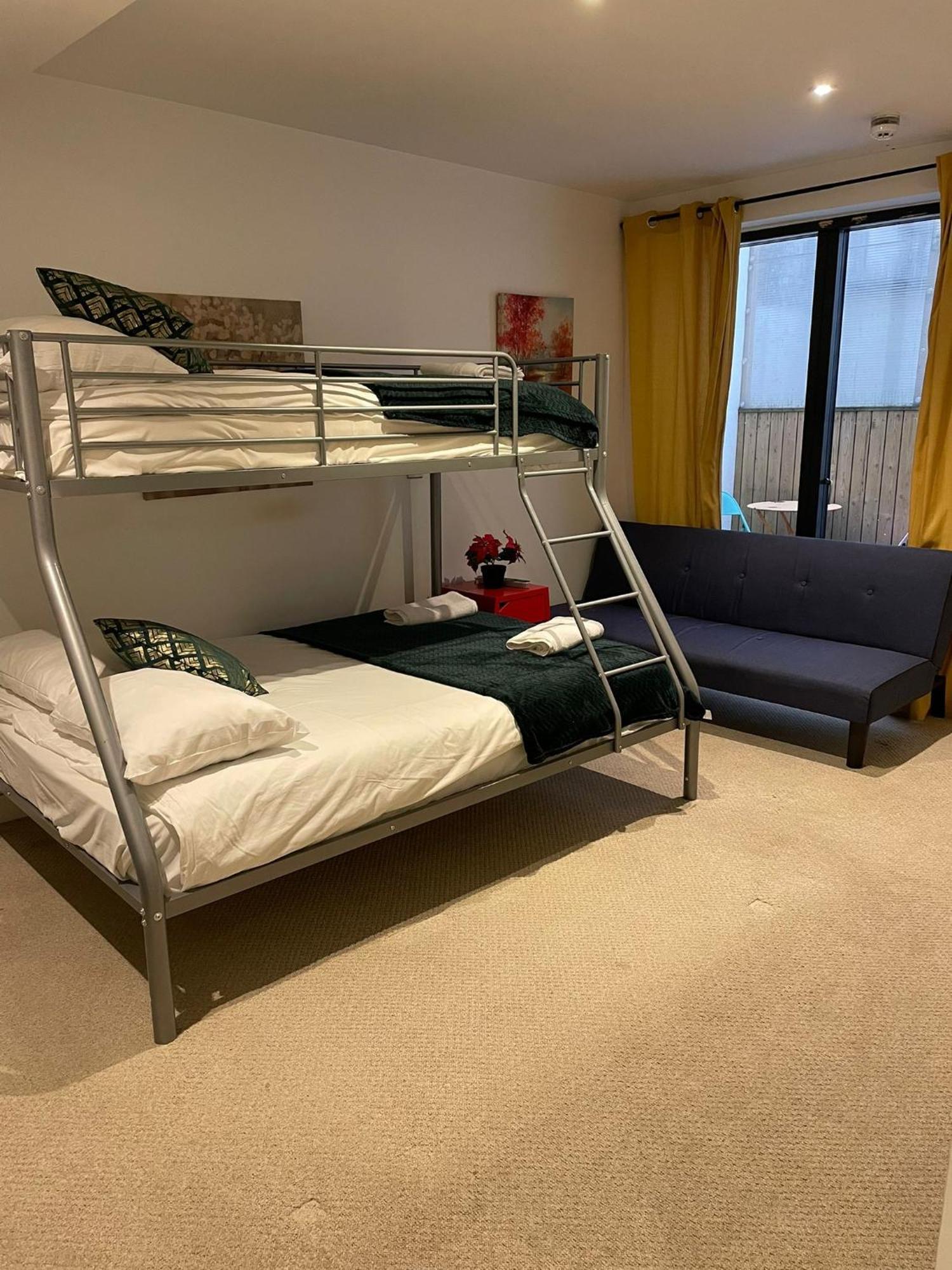 Central Cosy Studio Apartments Лондон Экстерьер фото